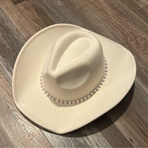 NWT Alter’d State , ivory, cowboy hat with pearls wedding bridal